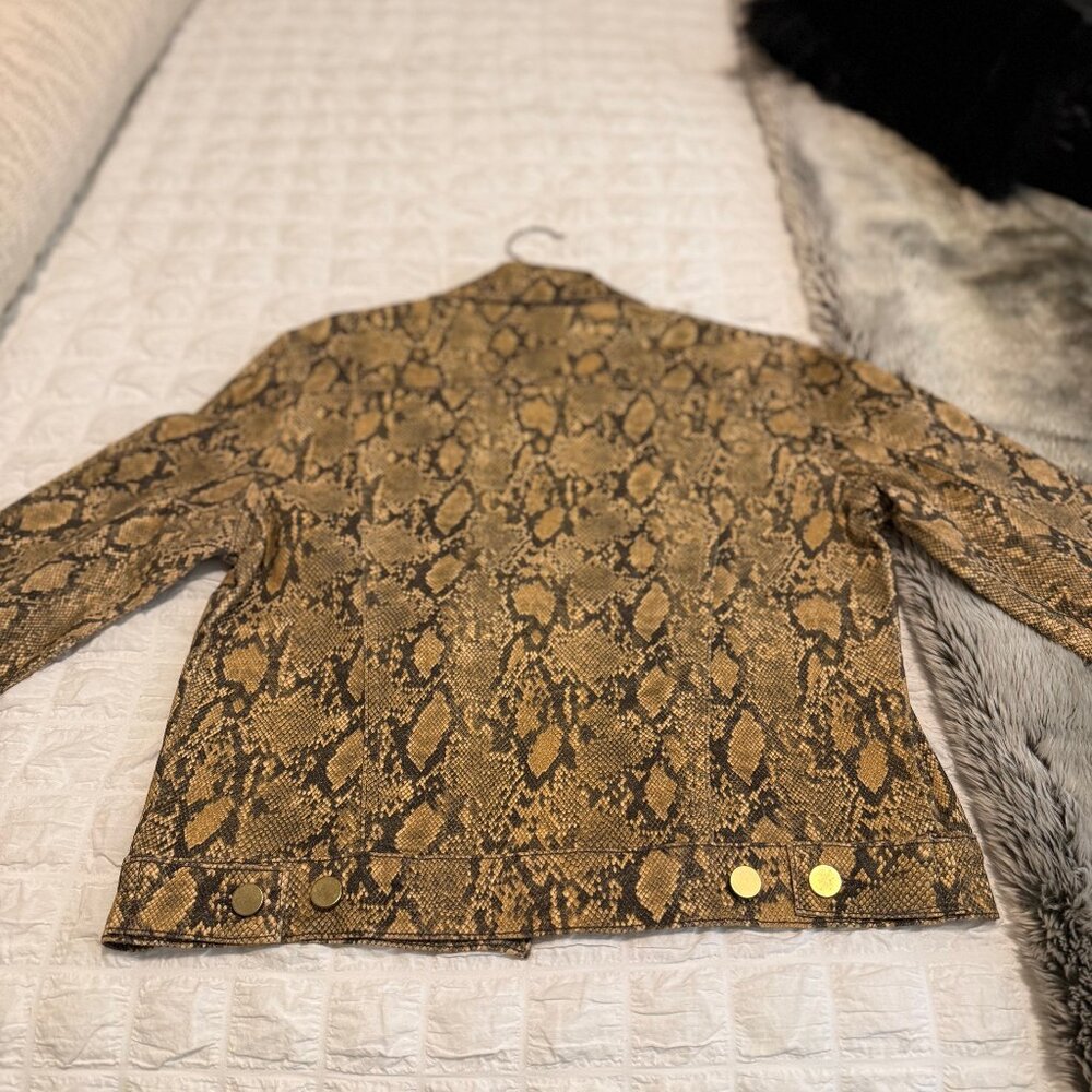FRAME Le Vintage Jacket in Coated Python - Picture 10 of 14